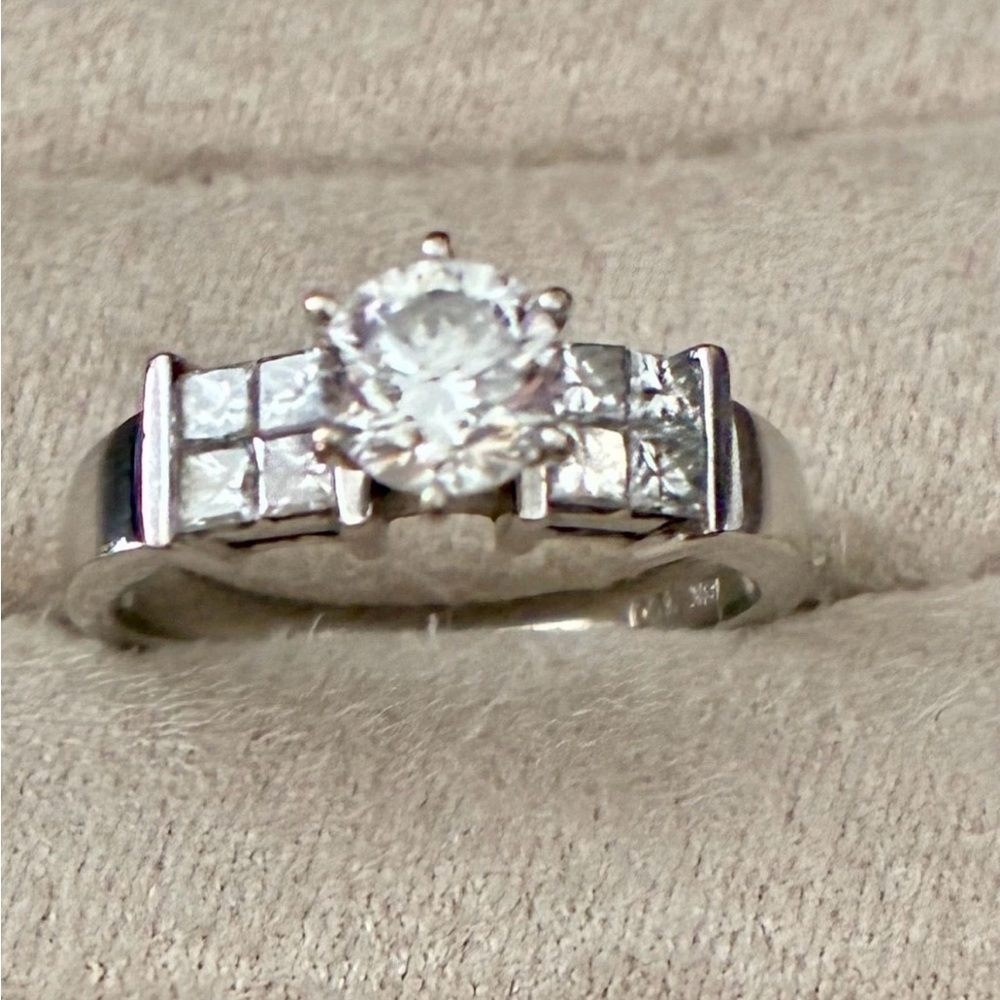 Elegant WG Bridal Ring